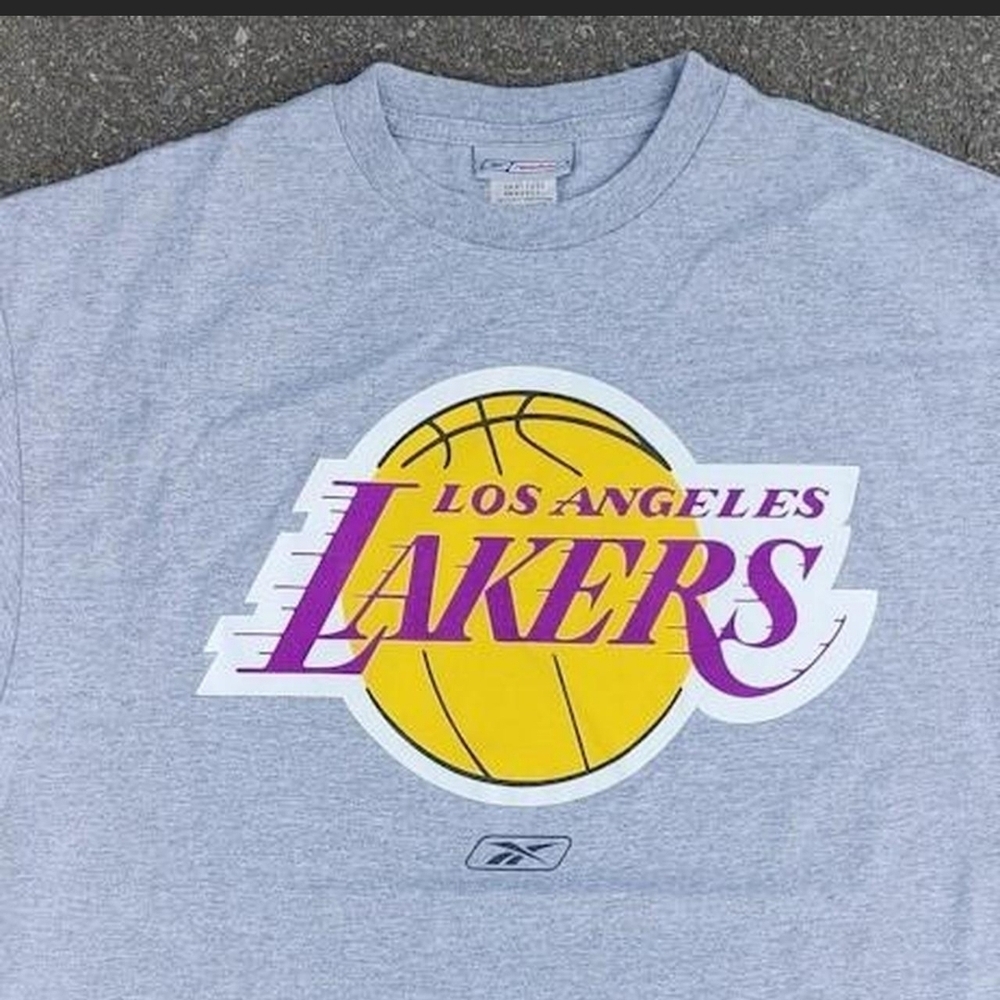 Vtg 2000s NBA Los Angeles Lakers Reebok Made in Canada T-Shirt Size (M)